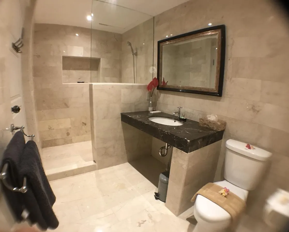 Hikari Guesthouse Seminyak BALI